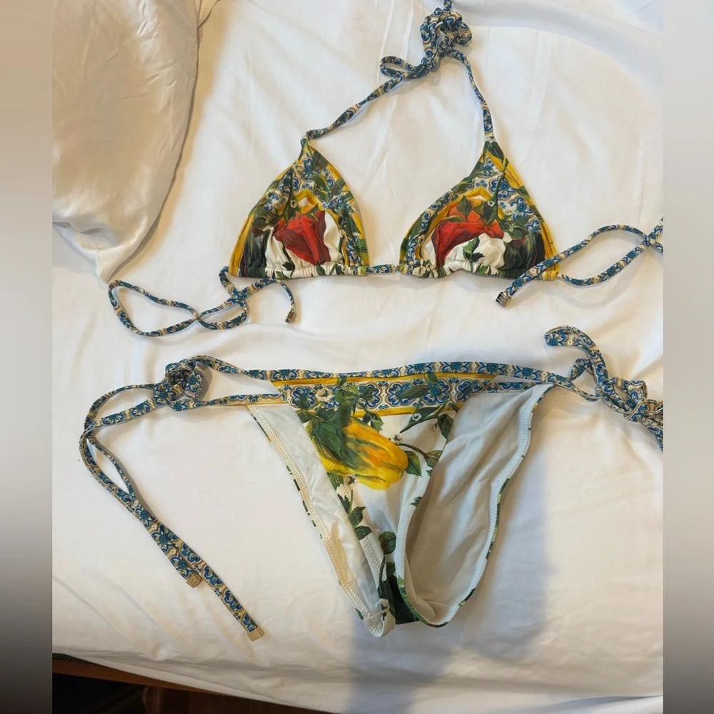 Dolce & Gabbana vintage vegetable print Bikini with yellow,Red and Green Accents - Picture 1 of 4